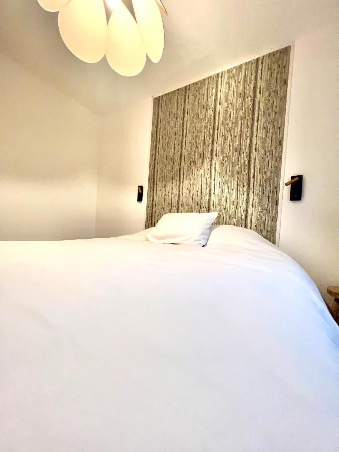 Les Suites Du Beffroi 2 Кале Экстерьер фото
